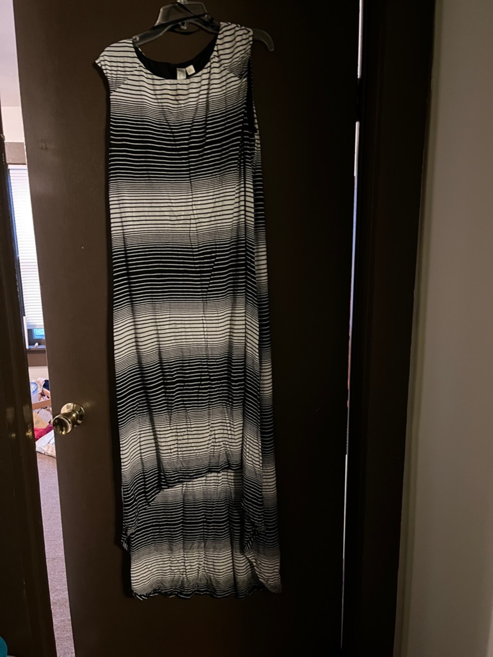 Sleeveless Black & White Striped Maxi Dress (L)